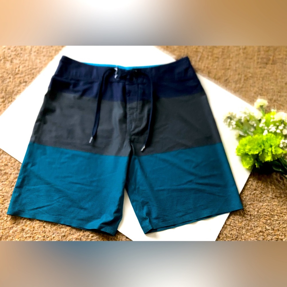 Oakley Men's Blue and Black Swim Shorts